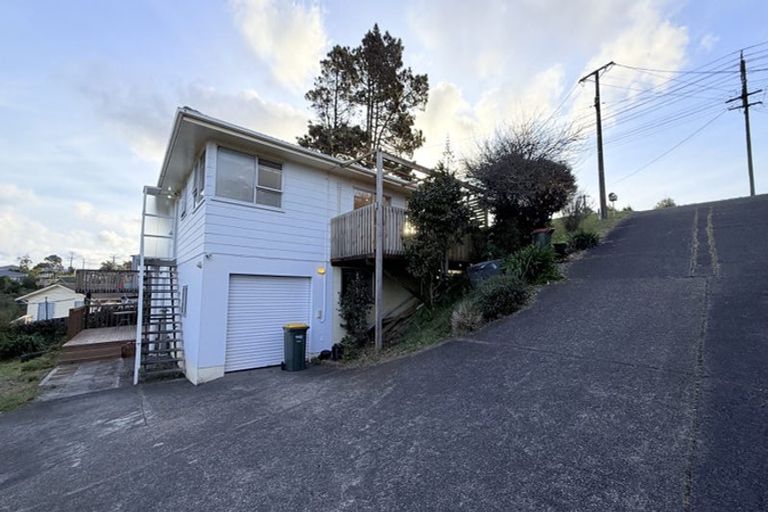 Photo of property in 109 Mackay Drive, Greenhithe, Auckland, 0632