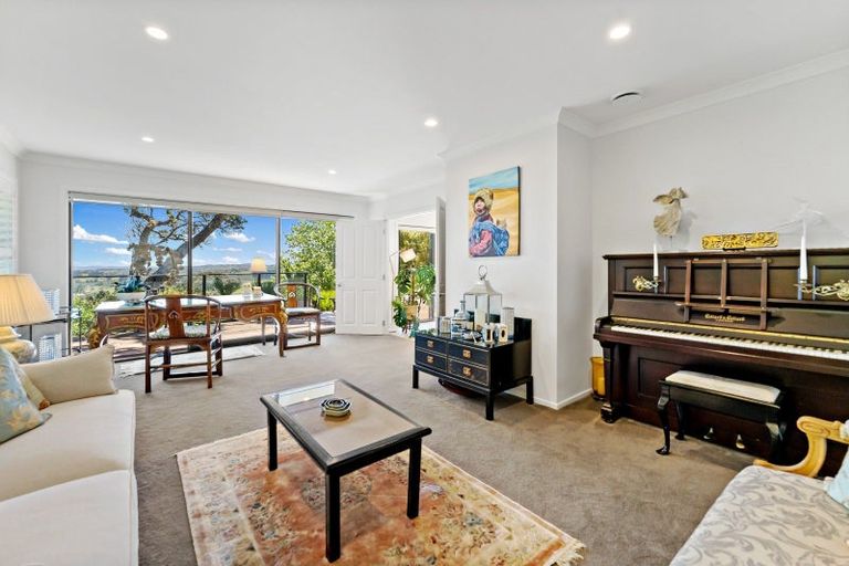 Photo of property in 586 Whitford Road, Whitford, Howick, 2571