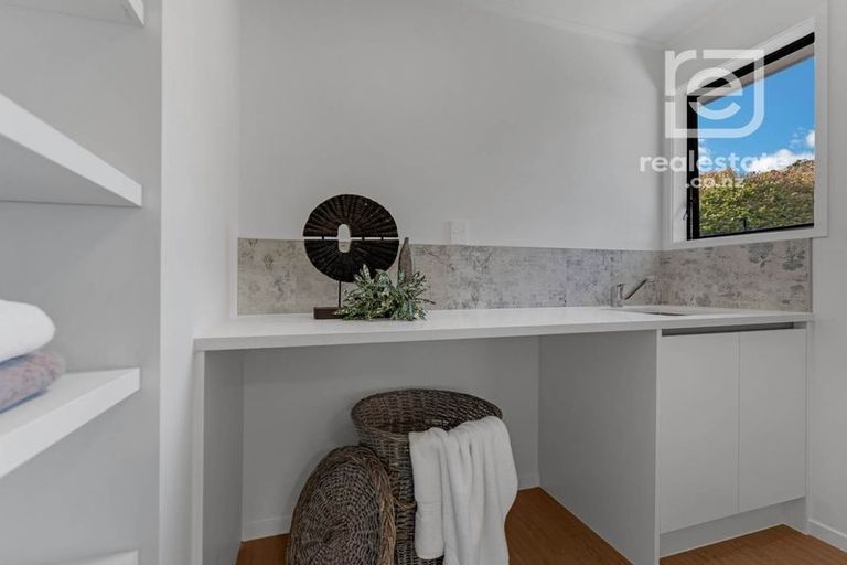 Photo of property in 73 Moore Street, Hillcrest, Auckland, 0627