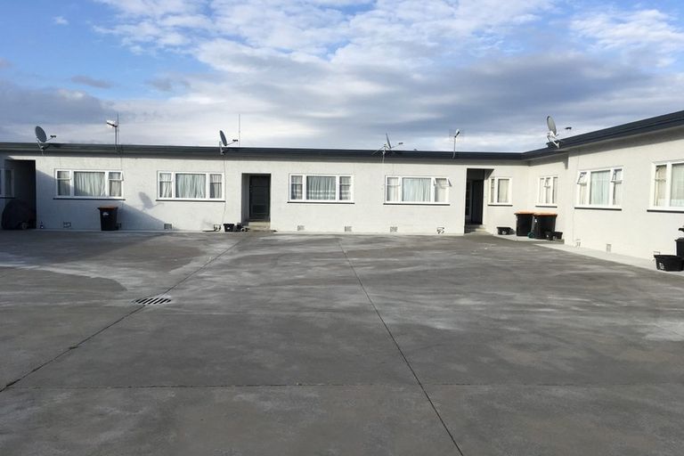 Photo of property in 229 Featherston Street, Palmerston North, 4410
