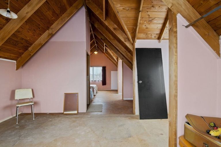 Photo of property in 33 Pohutukawa Drive, Owhata, Rotorua, 3010