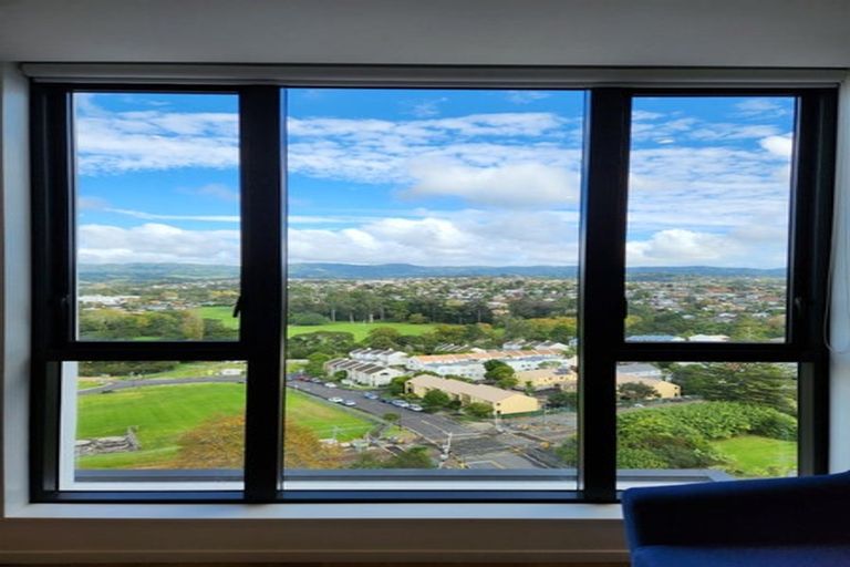 Photo of property in 1001/1 Buscomb Avenue, Henderson, Auckland, 0610