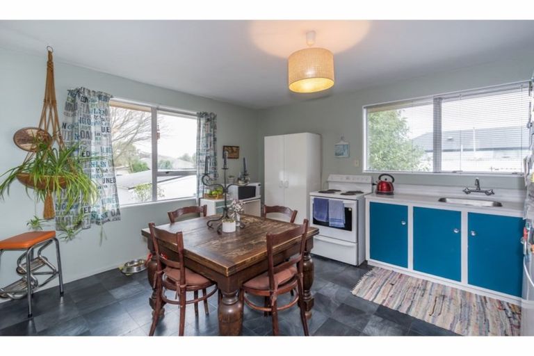 Photo of property in 4/547 Hereford Street, Linwood, Christchurch, 8011