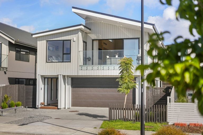 Photo of property in 62 Matangi View Drive, Orewa, 0931