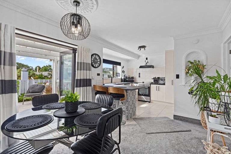 Photo of property in 64c Fifth Avenue, Tauranga, 3110