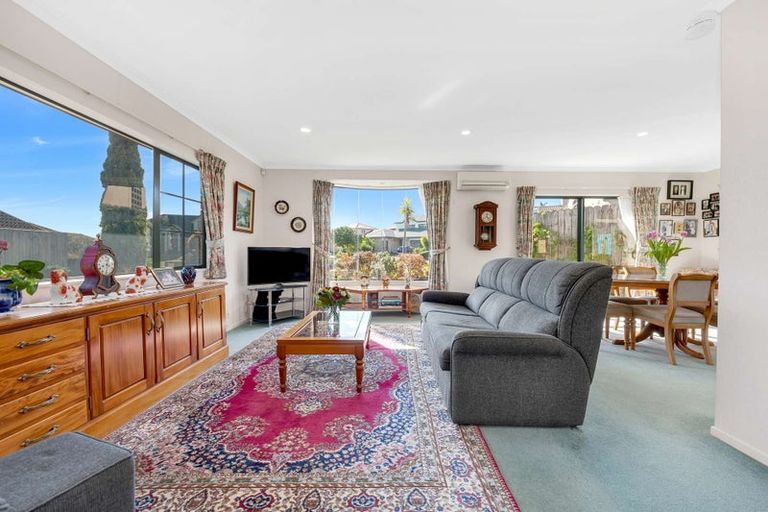 Photo of property in 19 Limerick Place, Dannemora, Auckland, 2016