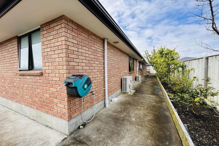 Photo of property in 8 Gibraltar Way, Fitzherbert, Palmerston North, 4410