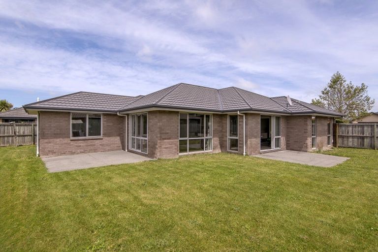 Photo of property in 70 Aidanfield Drive, Aidanfield, Christchurch, 8025