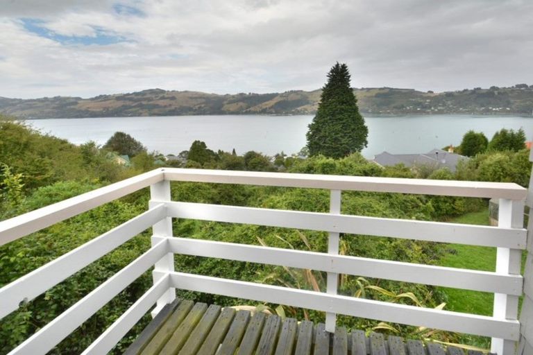 Photo of property in 16 Junction Road, Ravensbourne, Dunedin, 9022