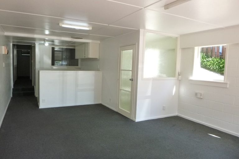 Photo of property in 21a Lake Road, Devonport, Auckland, 0624