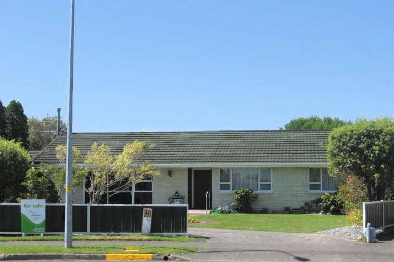 Photo of property in 24 Byron Street, Te Hapara, Gisborne, 4010