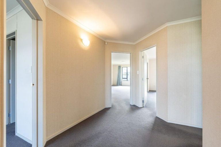 Photo of property in 21 Brooklyn Heights Drive, Kelvin Grove, Palmerston North, 4414