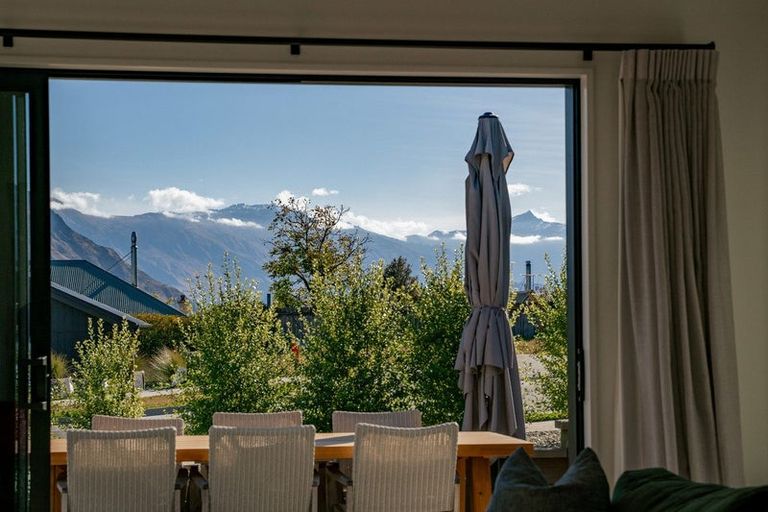 Photo of property in 29 Clearview Street, Wanaka, 9305