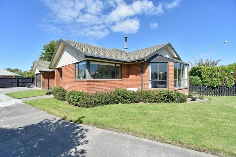 Photo of property in 227 Kingsbury Avenue, Rangiora, 7400