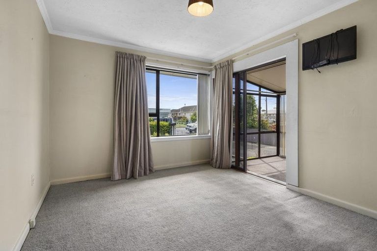 Photo of property in 56 Hargood Street, Woolston, Christchurch, 8062