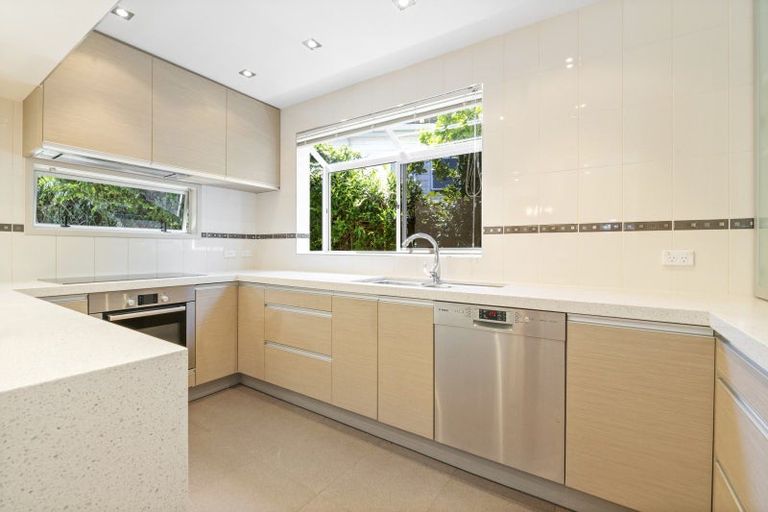 Photo of property in 107 Deep Creek Road, Torbay, Auckland, 0630
