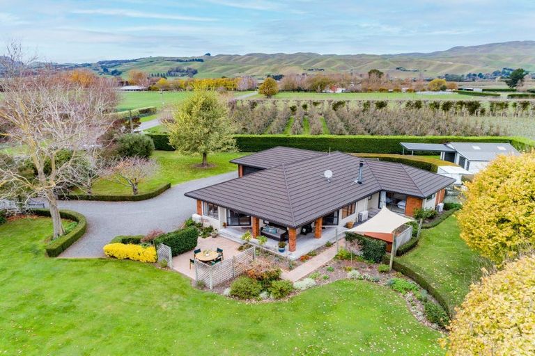 Photo of property in 98 Crystall Road, Pakipaki, Hastings, 4172