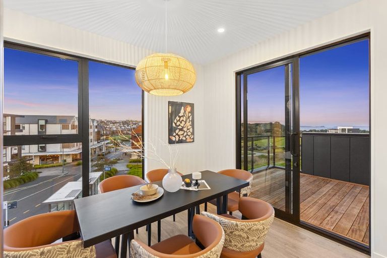 Photo of property in 2 Kiokio Street, Long Bay, Auckland, 0630