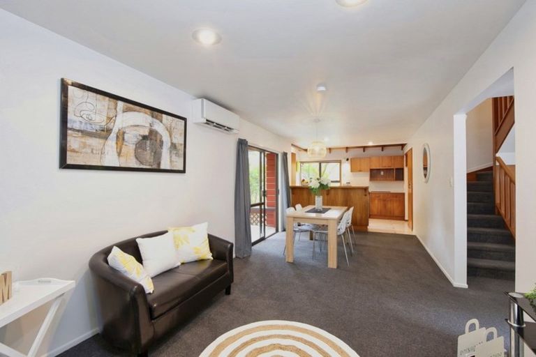 Photo of property in 64 Wood Bay Road, Titirangi, Auckland, 0604