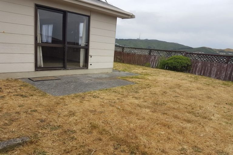 Photo of property in 20 Rice Crescent, Newlands, Wellington, 6037