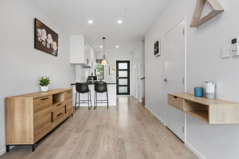 Photo of property in 2/46 Te Kanawa Crescent, Henderson, Auckland, 0610