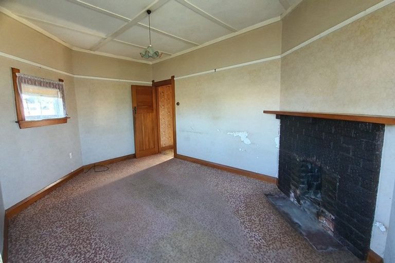 Photo of property in 77 Cordelia Street, Stratford, 4332