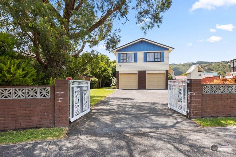 Photo of property in 34 Mcenroe Grove, Naenae, Lower Hutt, 5011