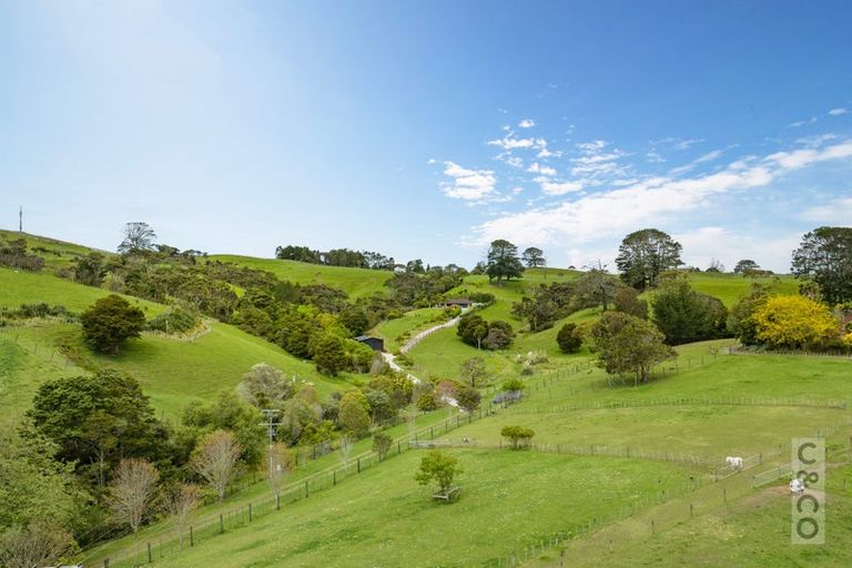 Photo of property in 25 School Road, Waimauku, 0881