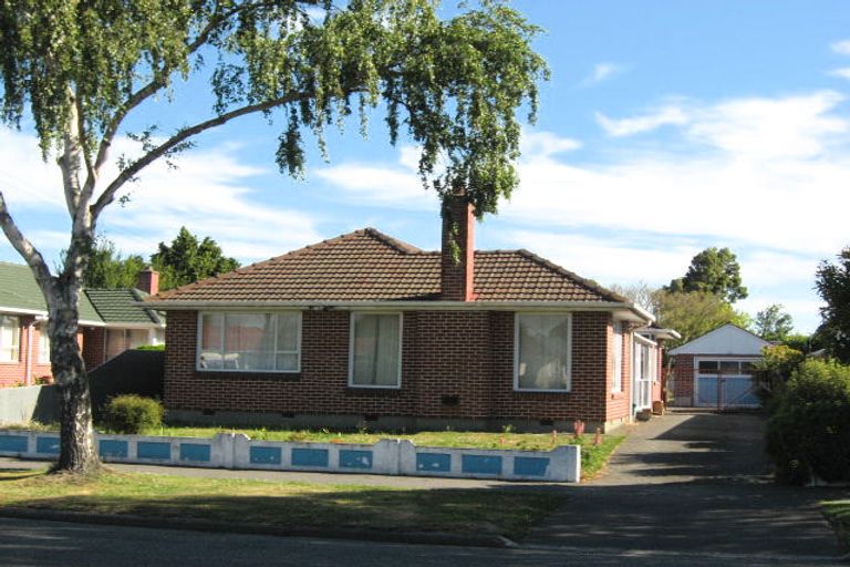 Photo of property in 21 Bevington Street, Avonhead, Christchurch, 8042