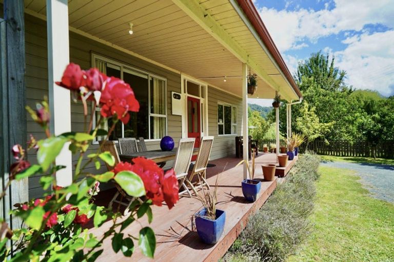 Photo of property in 915 Waiwhero Road, Ngatimoti, Motueka, 7196