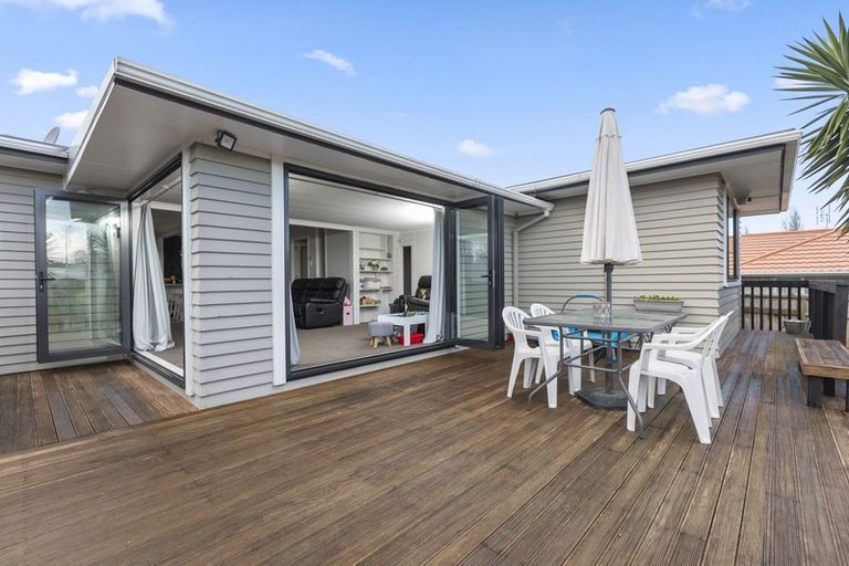 Photo of property in 13 Bristol Avenue, Brookfield, Tauranga, 3110