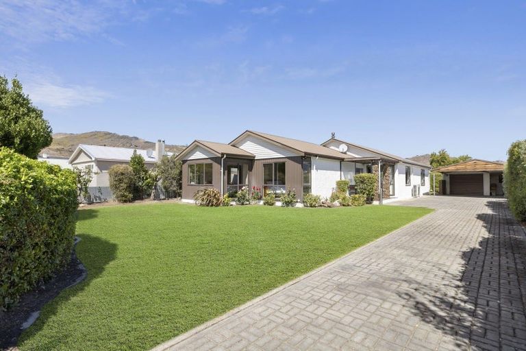 Photo of property in 34 Molyneux Avenue, Cromwell, 9310