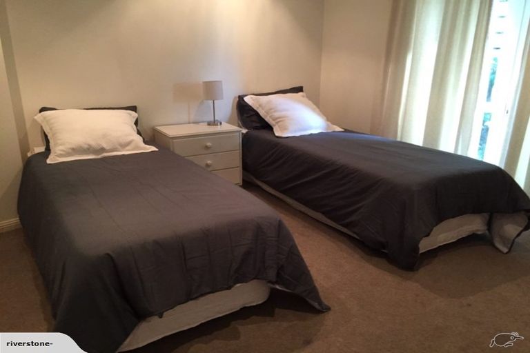 Photo of property in 11 Telford Terrace, Oriental Bay, Wellington, 6011