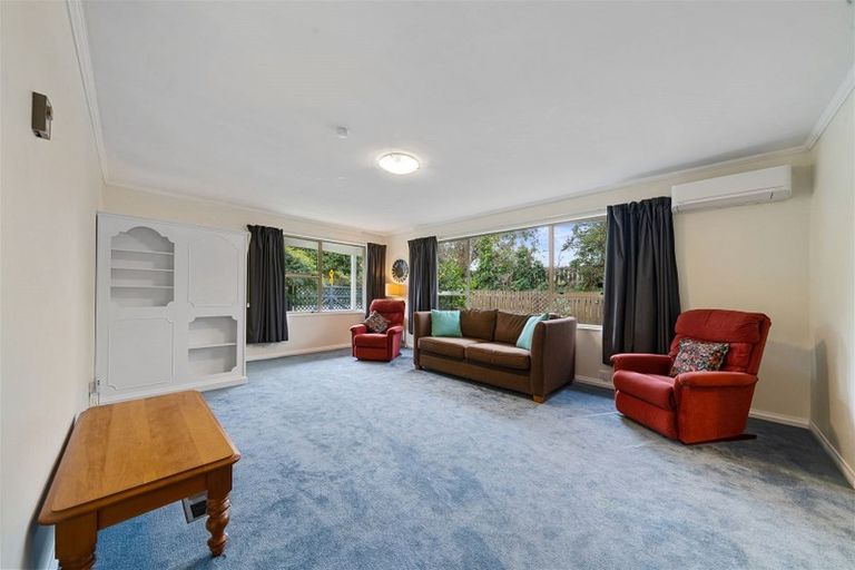 Photo of property in 26 Coates Street, Tawa, Wellington, 5028