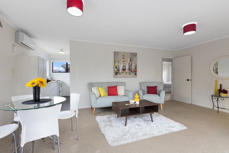 Photo of property in 1/20 Akehurst Avenue, New Lynn, Auckland, 0600