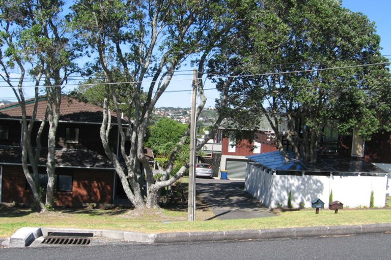 Photo of property in 1/5 Orchard Road, Browns Bay, Auckland, 0630