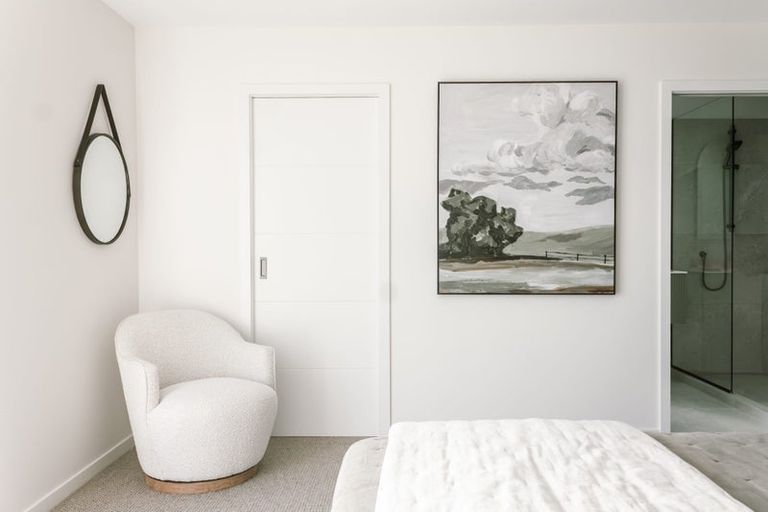 Photo of property in 37 Ruapehu Street, Paraparaumu, 5032