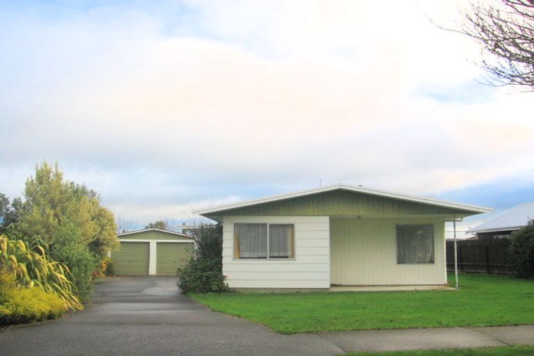 Photo of property in 3 Cheviot Place, Feilding, 4702