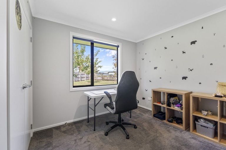 Photo of property in 10 Dow Chung Place, Otaki, 5512