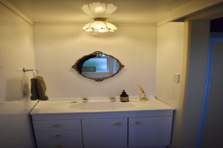 Photo of property in 30 Kapiti Lane, Otaki Beach, Otaki, 5512