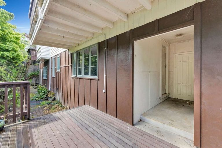 Photo of property in 47 Cameron Street, New Plymouth, 4310