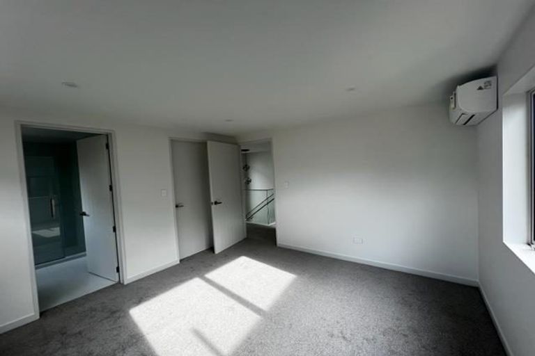 Photo of property in 31 Clara Road, Silverdale, 0932