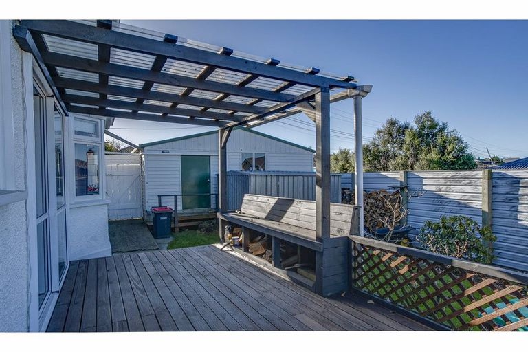 Photo of property in 1 Belfield Street, Waimataitai, Timaru, 7910