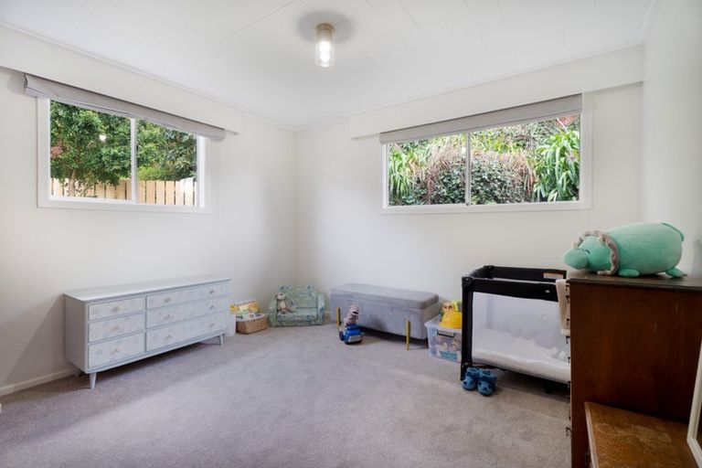 Photo of property in 1/377 Main Road, Tawa, Wellington, 5028