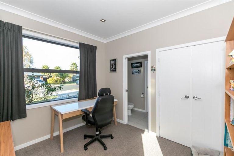 Photo of property in 57 Barrington Drive, Huntington, Hamilton, 3210