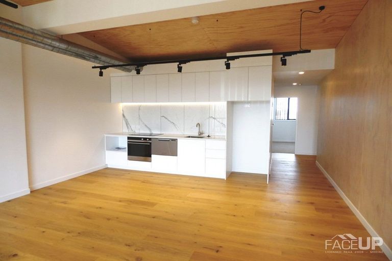 Photo of property in 12/165 Hobsonville Point Road, Hobsonville, Auckland, 0616