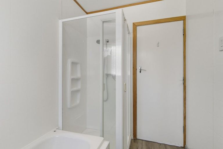 Photo of property in 11 Kinmont Crescent, Kinmont Park, Mosgiel, 9024