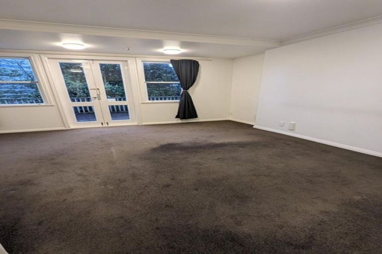 Photo of property in 221a The Terrace, Wellington Central, Wellington, 6011