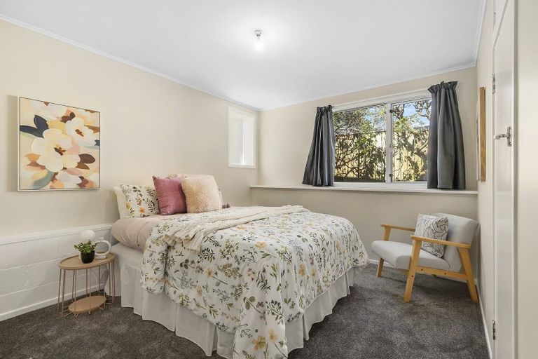 Photo of property in 58 Miramar North Road, Miramar, Wellington, 6022