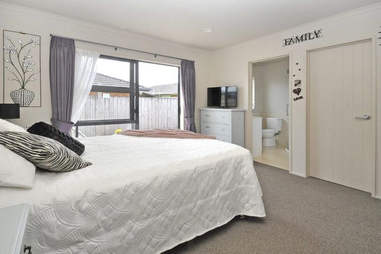 Photo of property in 60a Harrisville Road, Tuakau, 2121